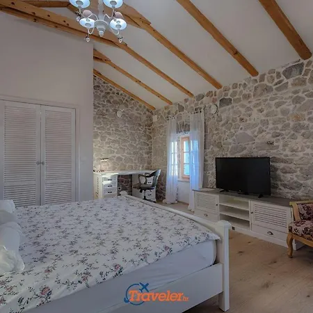 Beautiful Stone With Swimming Pool, Sauna And Large Garden By Traveler Tourist Agency Krk Id 2225 Vila Gabonjin