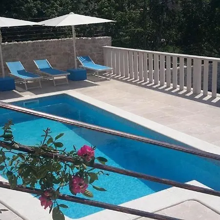 Vila Beautiful Stone With Swimming Pool, Sauna And Large Garden By Traveler Tourist Agency Krk Id 2225