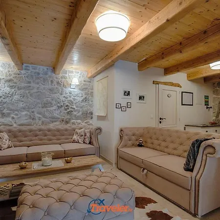 Vila Beautiful Stone With Swimming Pool, Sauna And Large Garden By Traveler Tourist Agency Krk Id 2225 *