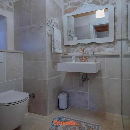 Vila Beautiful Stone With Swimming Pool, Sauna And Large Garden By Traveler Tourist Agency Krk Id 2225 *