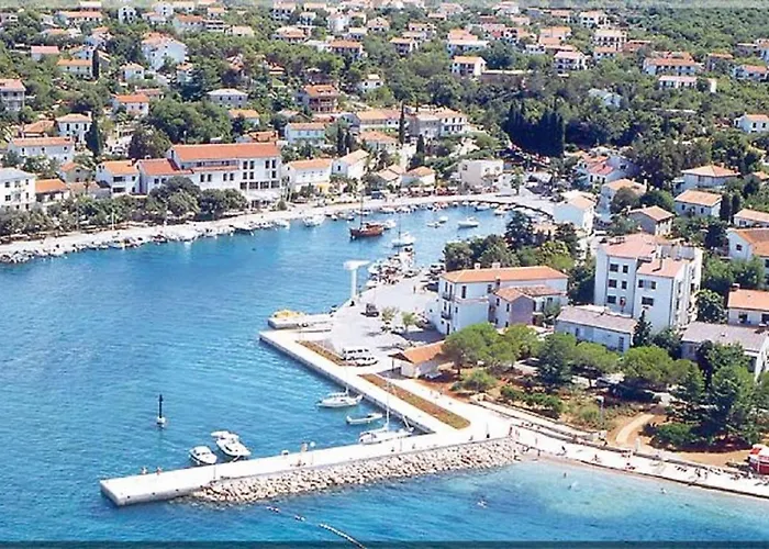 Beautiful Stone With Swimming Pool, Sauna And Large Garden By Traveler Tourist Agency Krk Id 2225 וילה