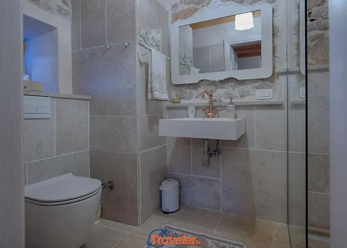 וילה Beautiful Stone With Swimming Pool, Sauna And Large Garden By Traveler Tourist Agency Krk Id 2225 *